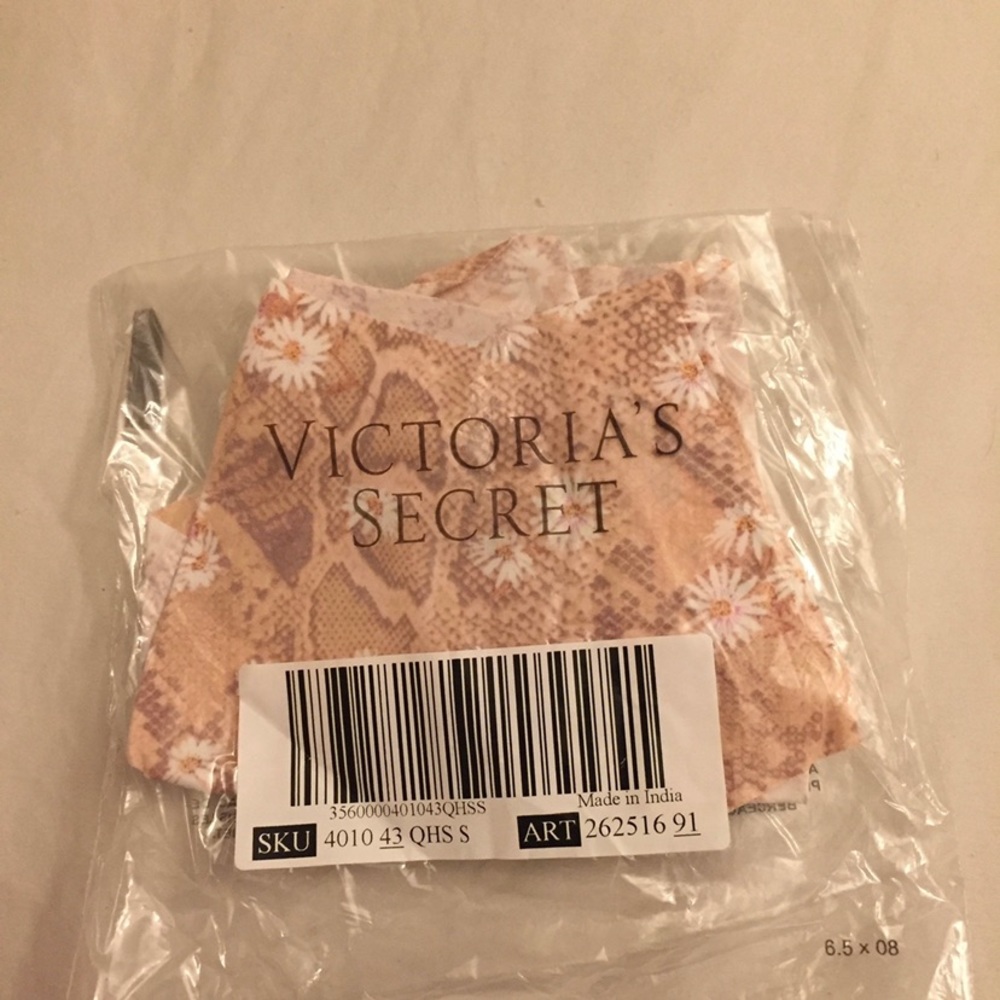 Brand new never opened Victoria secret panties